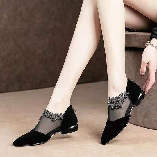 Damen elegante Ballerinas mit transparenten Einsätzen und verzierten Details EB