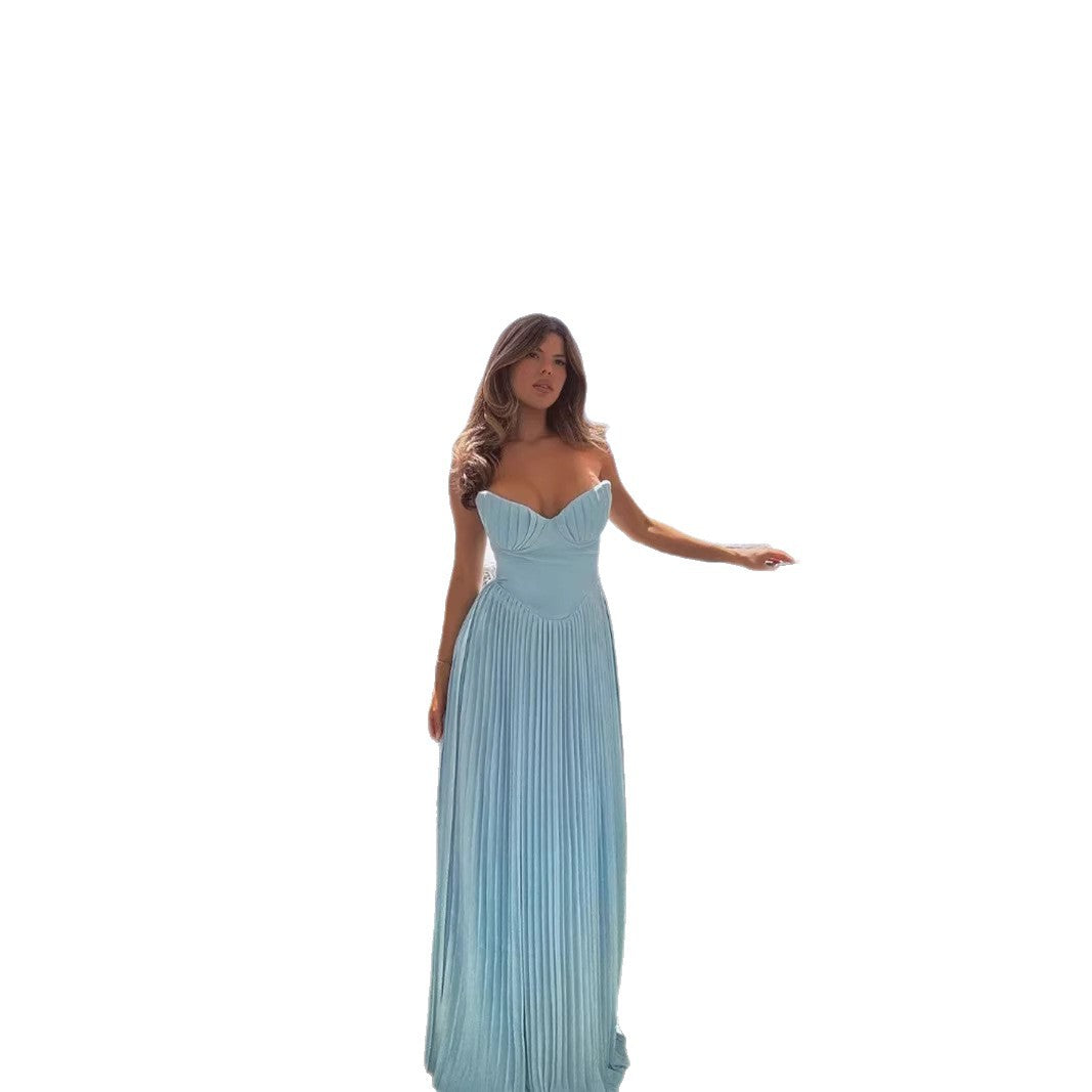 Damen Plisseekleid mit tiefem Herzausschnitt und fließendem Rock EB
