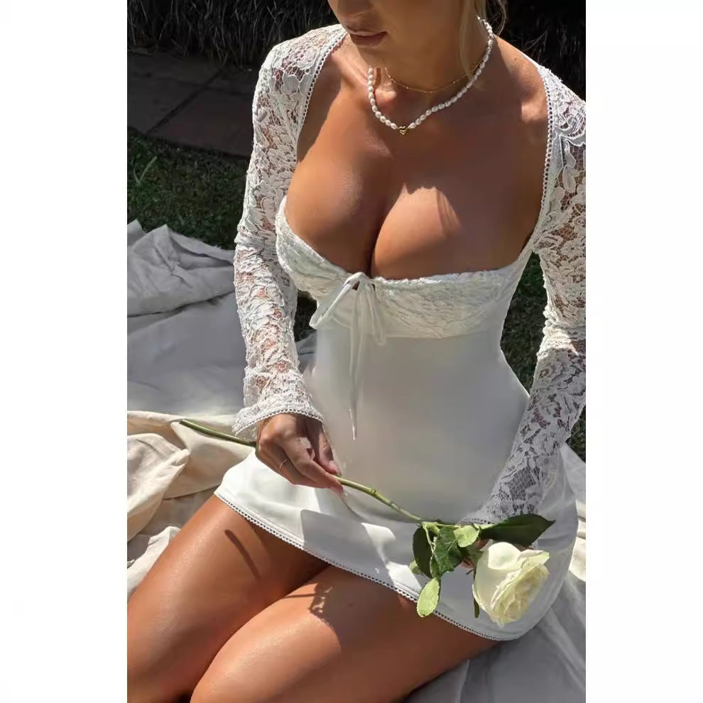 Damen Verspieltes Kleid mit Spitzendetails und Schnürung EB