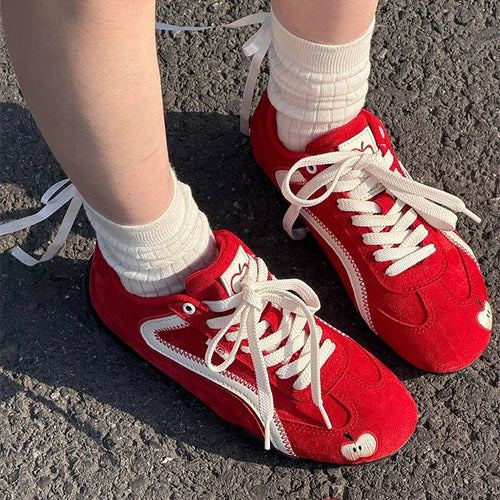 Damen Sneakers mit verspieltem Applikationsdesign und atmungsaktiver Sohle EB