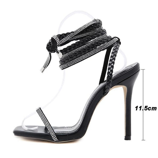 Damen Exklusive High Heels mit verschnörkeltem Riemendesign EB
