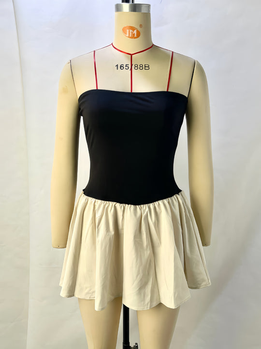 EB | Ein-Wort-Kragen kontrastierende Farbe Spleißen plissiertes Kleid