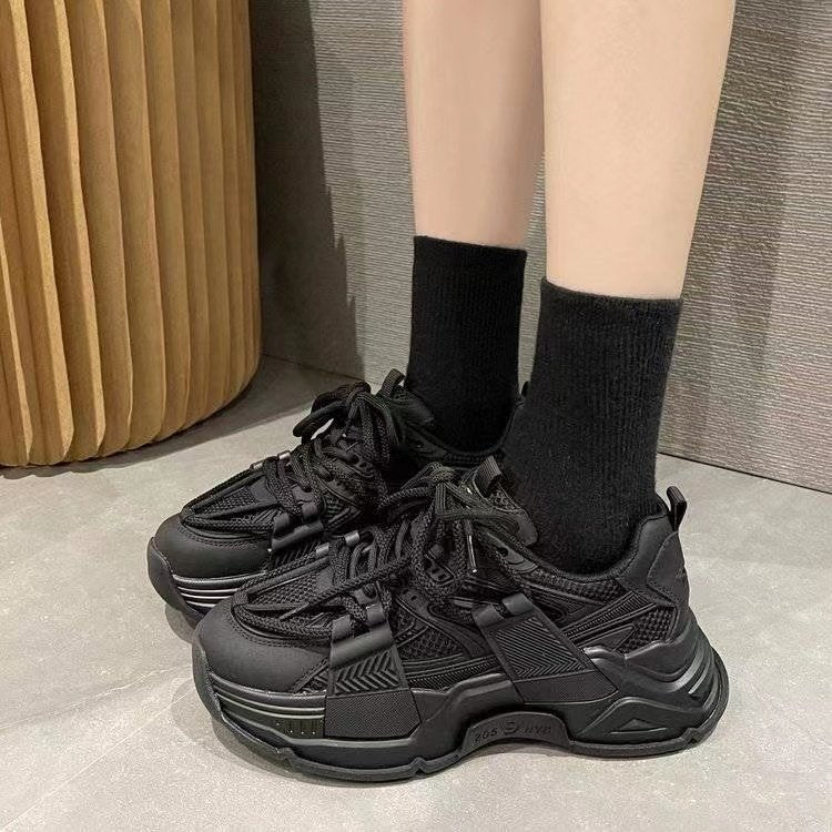 Damen Sportliche chunky Sneakers mit atmungsaktiver Oberflächenstruktur EB