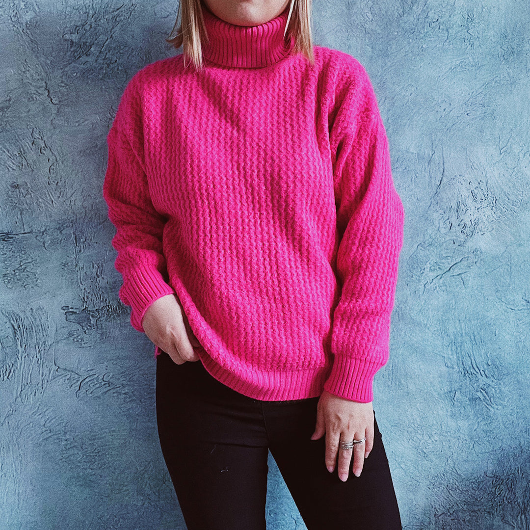 Damen Grobstrickpullover mit strukturiertem Muster und hohem Kragen EB