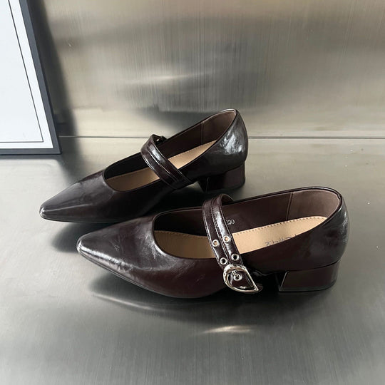Damen elegante Pumps mit modischem Riemendesign EB