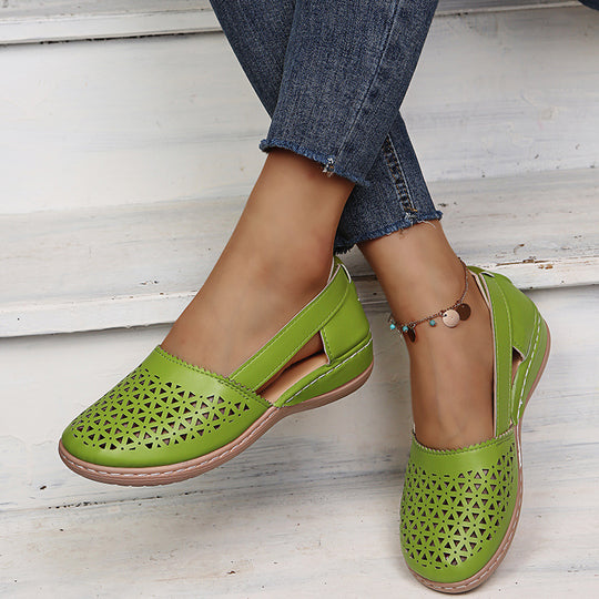 Damen  perforierte Slipper-Pumps mit seitlichen Cut-Outs elastischem Fersenband und dämpfender Komfortsohle EB