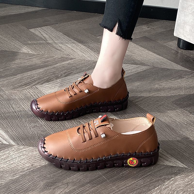 Damen Bequeme und stilvolle Alltagschuhe mit feinem Handstich EB