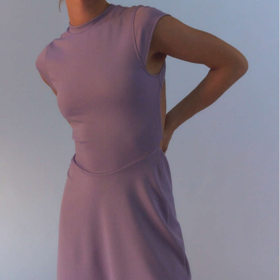 Damen Elegantes und figurbetontes Freizeitkleid EB