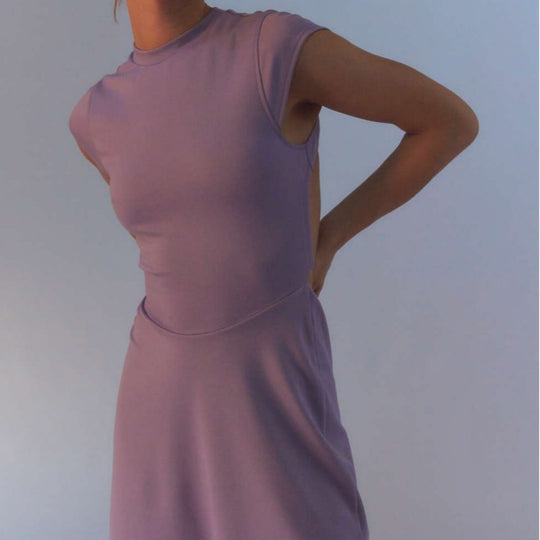 Damen Elegantes und figurbetontes Freizeitkleid EB