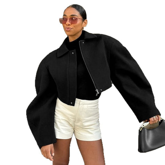 Damen Oversized Cropped-Jacke mit innovativem Schnitt EB