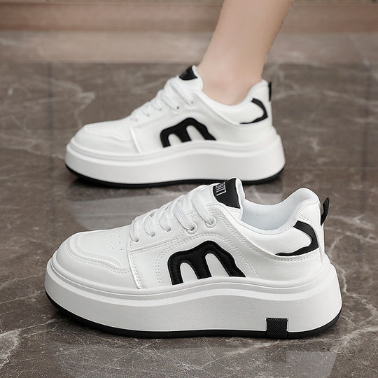 Damen Plattform-Sneaker mit modernem Design EB