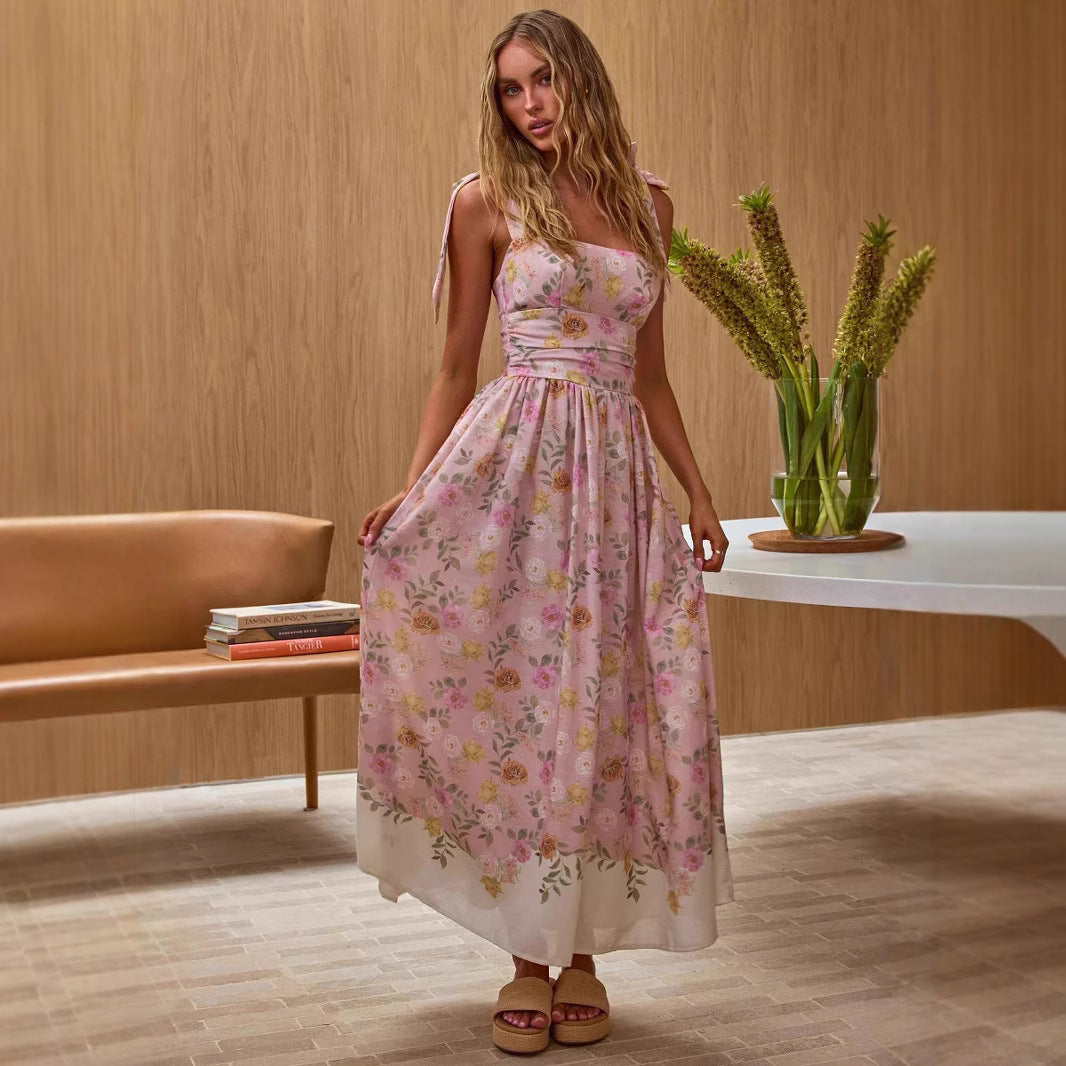 Damen Maxikleid mit floralen Akzenten und verstellbaren Spaghettiträgern EB