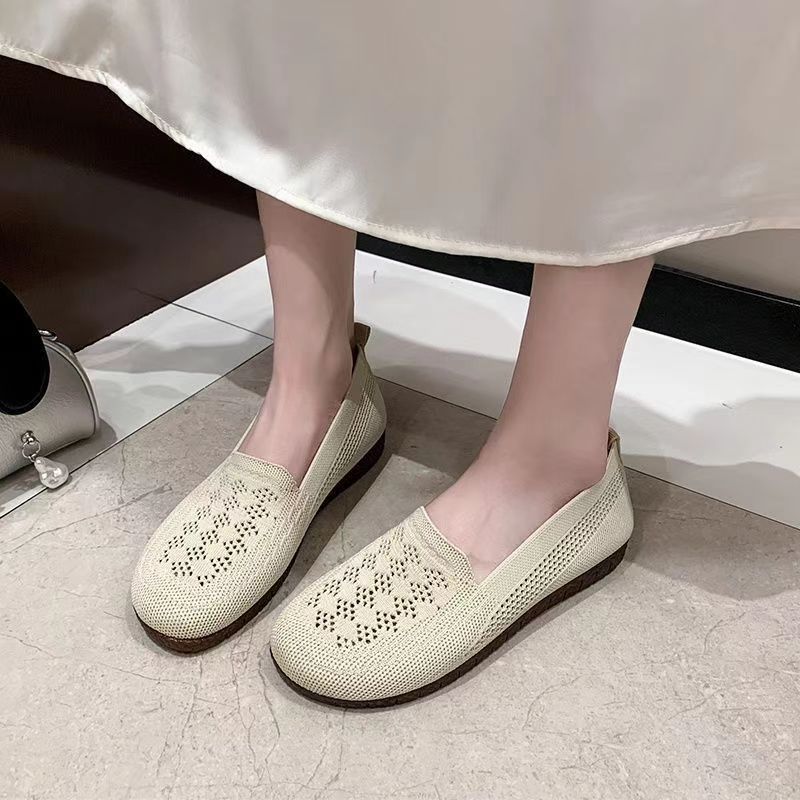Damen Atmungsaktive und elegante Slipper mit gehäkeltem Design EB