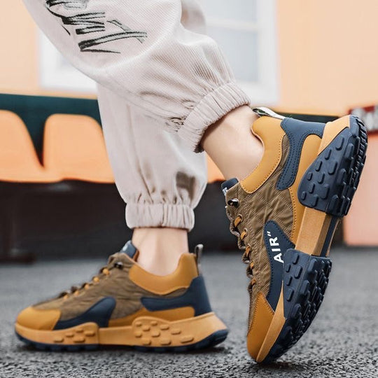 Damen Sportliche Sneaker mit robustem Sohlenprofil und atmungsaktivem Obermaterial EB