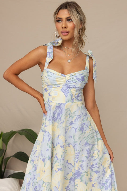 Damen Sommerliches Blumenkleid mit elegantem Spaghettiträger-Design EB