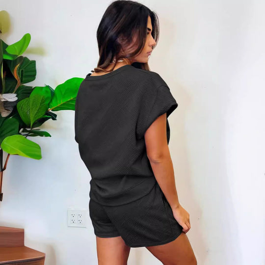 Damen gemütliches Freizeit-Set mit strukturiertem Oberteil und Shorts EB