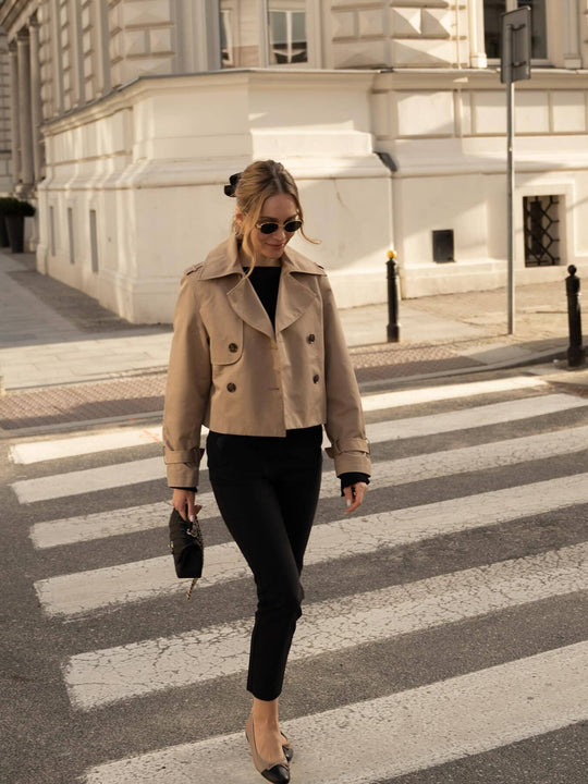Damen cropped Trenchjacke mit doppelter Knopfleiste und verstellbaren Ärmeln EB
