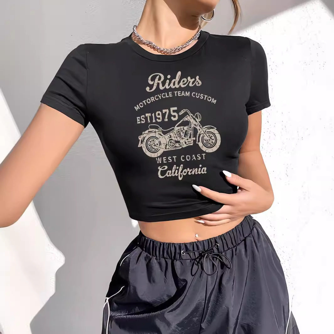 Damen Crop-T-Shirt mit individuellem Motorradmotiv und elegantem Schriftzug EB