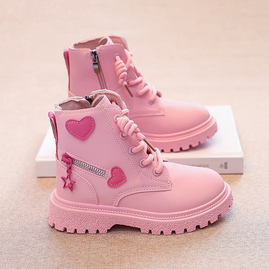 Damen modische Stiefeletten mit herzförmigen Applikationen und robustem Sohlenprofil EB