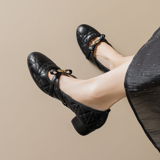 Damen Ballerinas mit dekorativer Schnallenapplikation und komfortablem Blockabsatz EB