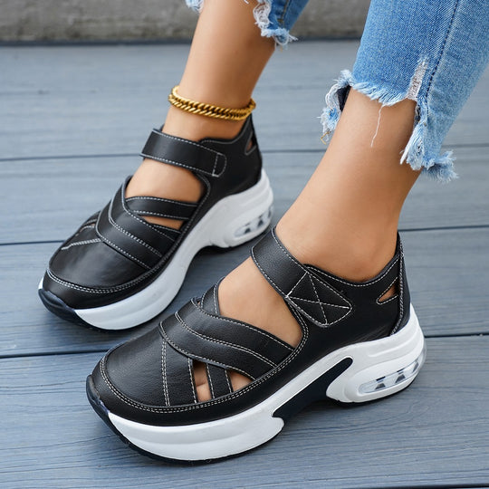 Damen Sportsneaker mit modischem Cut-Out-Design EB