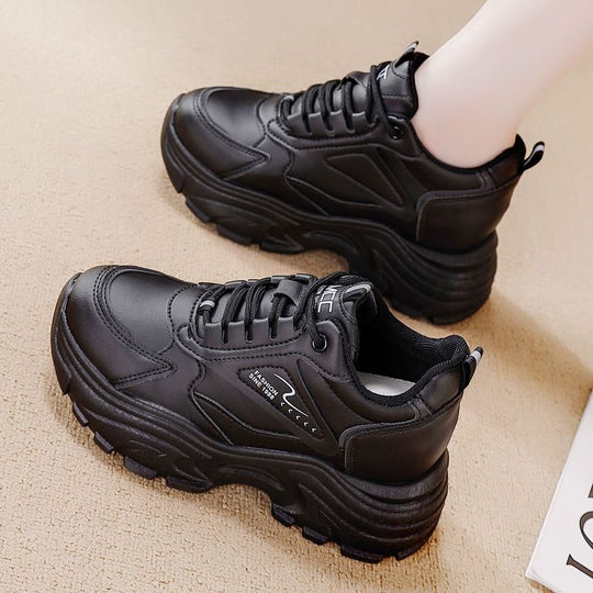 Damen Sportliche Sneakers mit dämpfender Laufsohle und stylischem Design EB