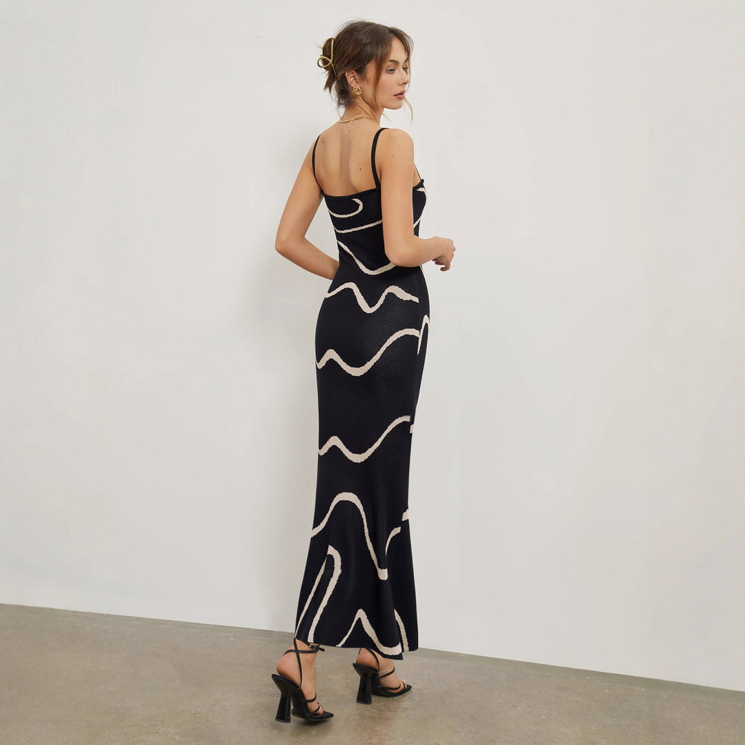 Damen Maxikleid mit modernem Wellenmuster und feinen Spaghettiträgern EB
