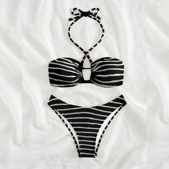 Damen Bandeau-Bikini mit verspieltem Schnitt und trendigen Bindebändern EB