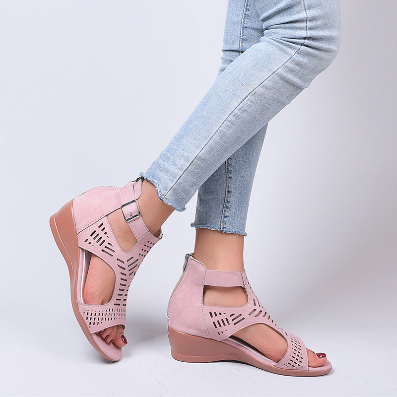 Damen Wedge-Sandalen mit innovativem Cut-Out Design EB