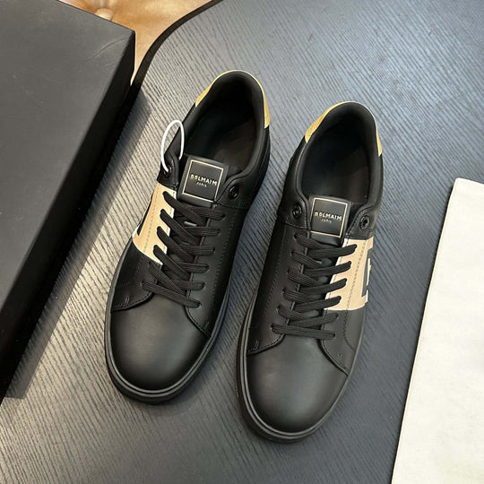 Damen Elegante Sneakers mit grafischem Design und robustem Profil EB