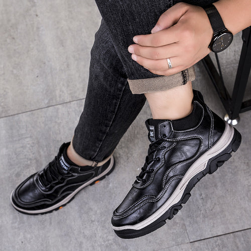 Herren Robuste Wander-Sneaker mit Stützfunktion und rutschfester Sohle EB