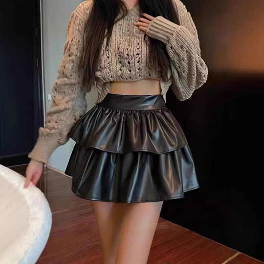 Damen Mini-Rock mit voluminösem Stufen-Design aus hochwertigem Kunstleder EB
