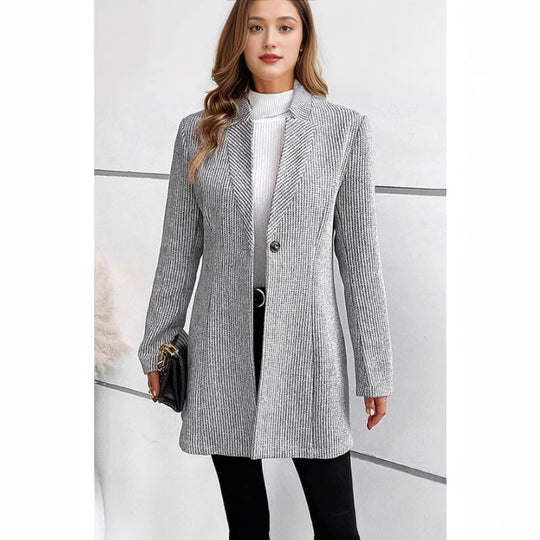 Damen eleganter Strickblazer mit Reverskragen und subtiler Rippstruktur EB
