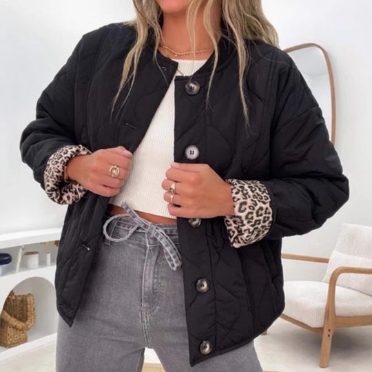 Damen Steppjacke mit leopardemuster Detail EB