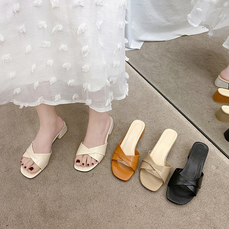 Damen elegante Mules mit gekreuzten Riemen und Blockabsatz EB