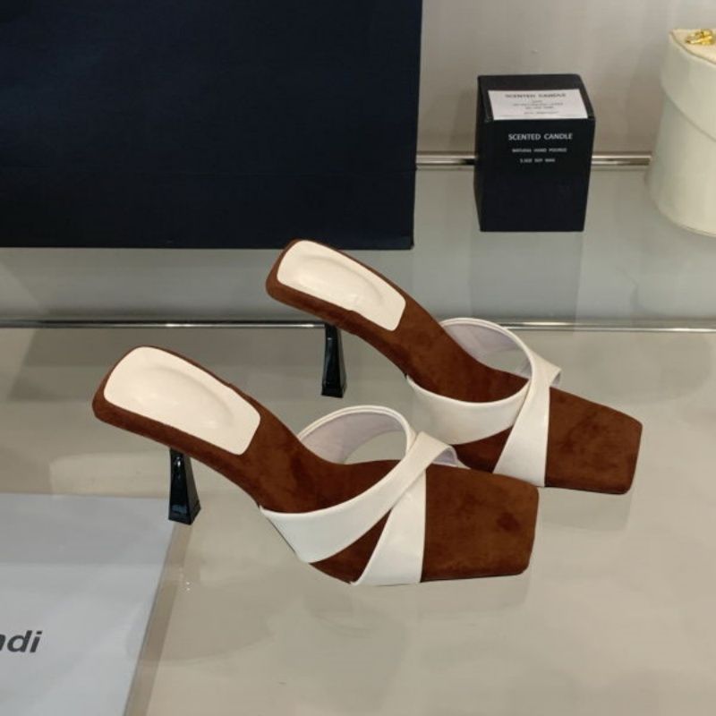 Damen Mules mit modischen Riemen und elegantem Blockabsatz EB