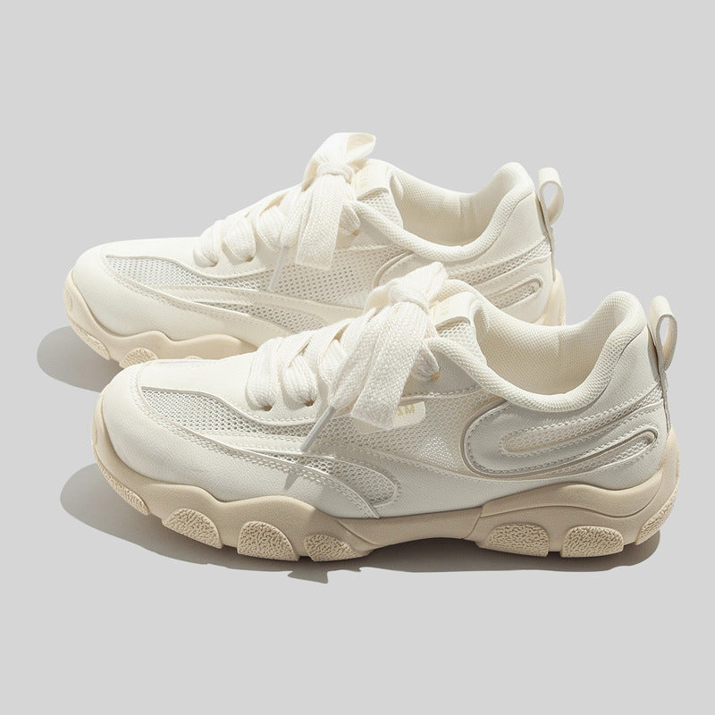 Damen Sportliche Sneakers mit atmungsaktiver Mesh-Konstruktion und dämpfender Sohle EB
