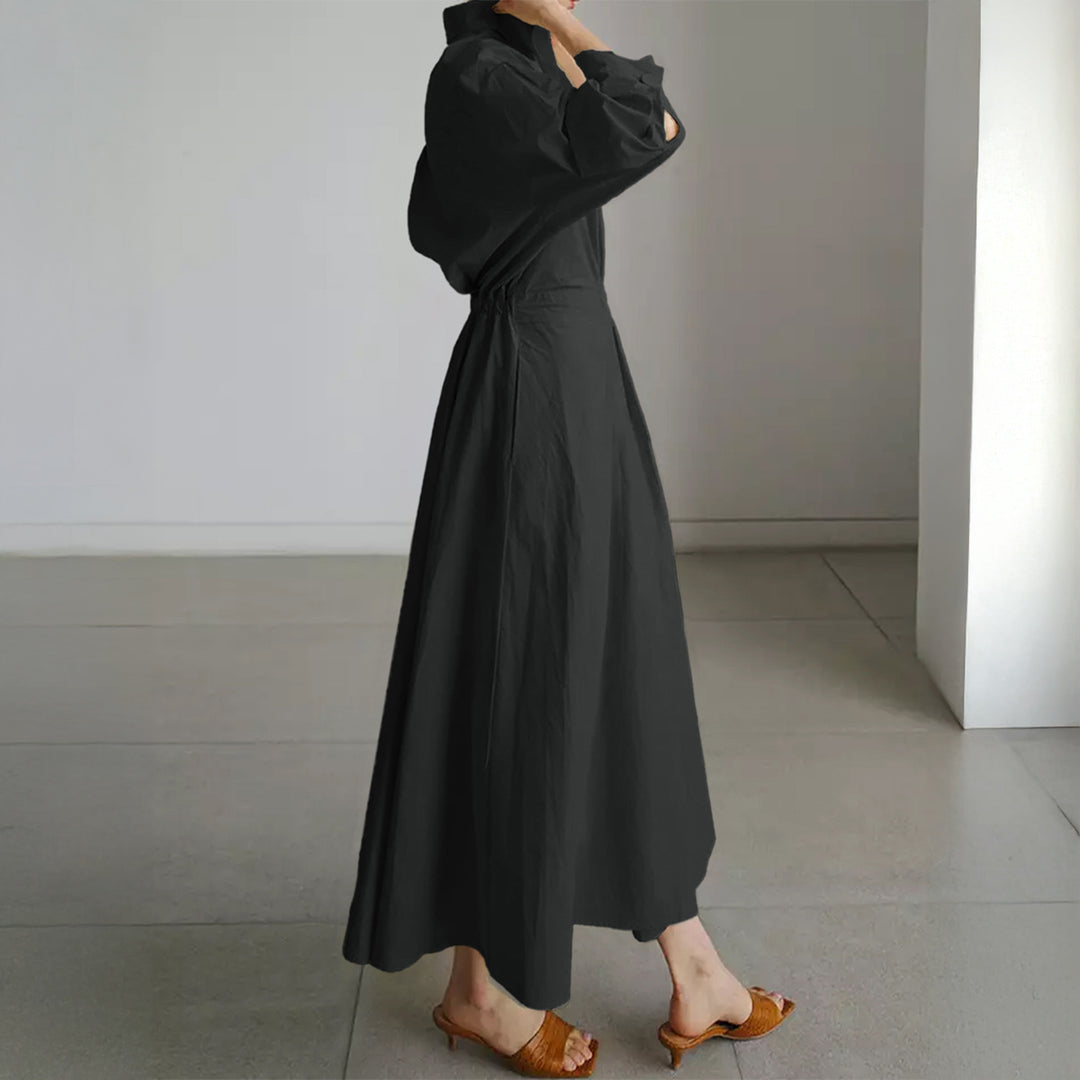 Damen nan tailliertes Hemdblusenkleid mit kastigem Kragen, mittellangen Ärmeln, Seitentaschen und ausgestelltem Tellerrock EB
