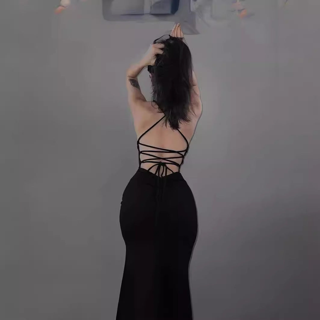 Damen Maxi-Kleid mit verführerischem Schlitz und fein verstellbaren Spaghettiträgern EB