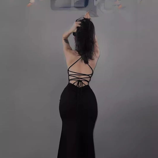 Damen Maxi-Kleid mit verführerischem Schlitz und fein verstellbaren Spaghettiträgern EB