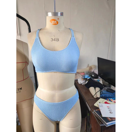 Damen Bikini-Set mit strukturierter Oberfläche und verstellbaren Trägern EB