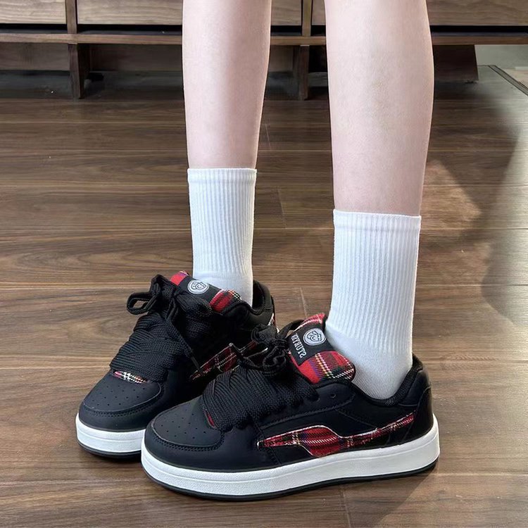 Damen Sportliche Sneaker mit kariertem Detail und rutschfester Sohle EB