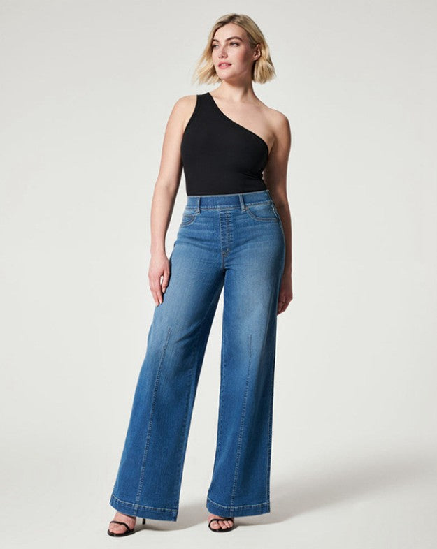 Damen weite High-Waist Jeans mit eleganter Schnittführung und markanten Nahtdetails EB