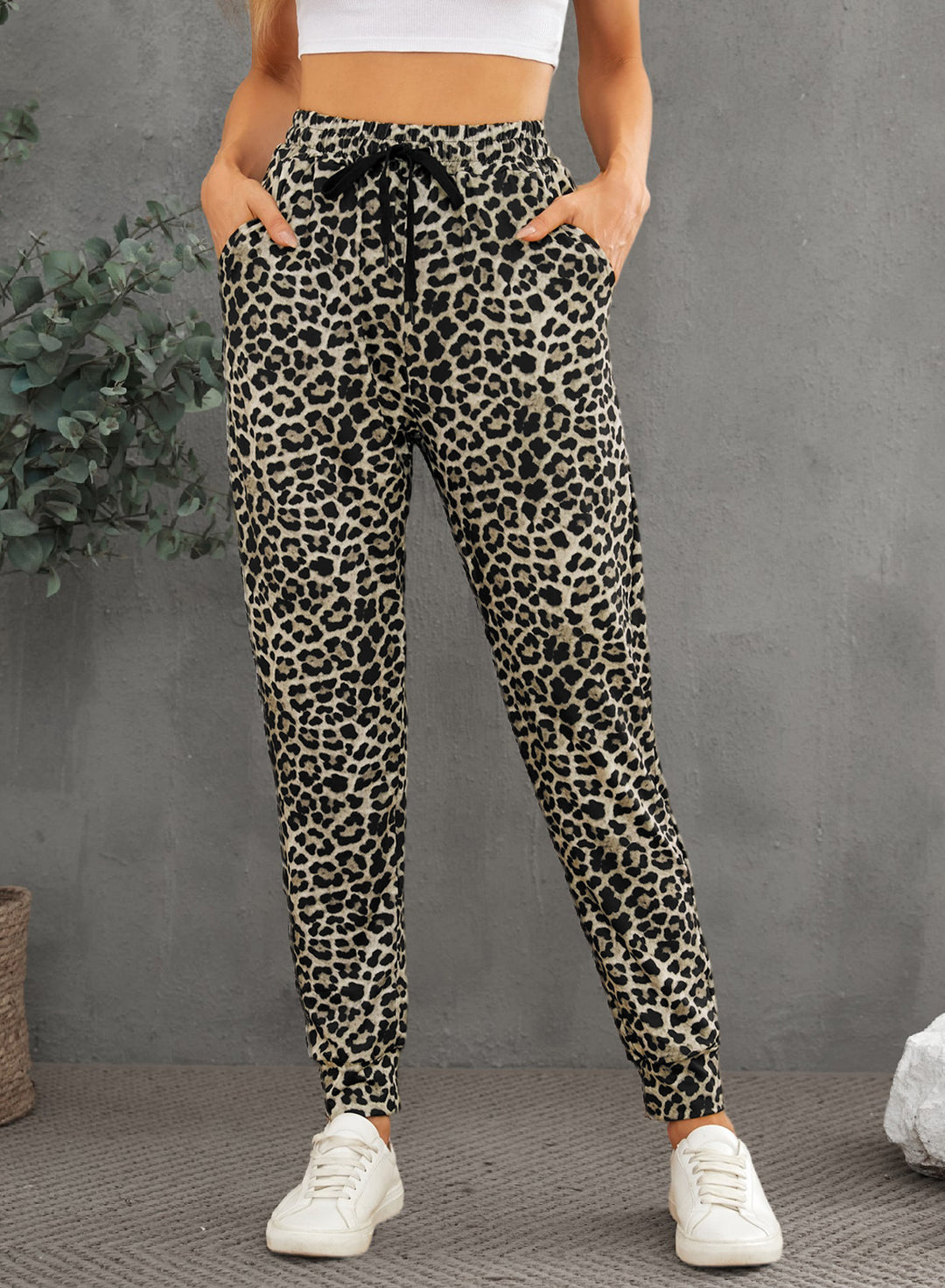 Damen Modische Sporthose im trendigen Leopardenmuster EB