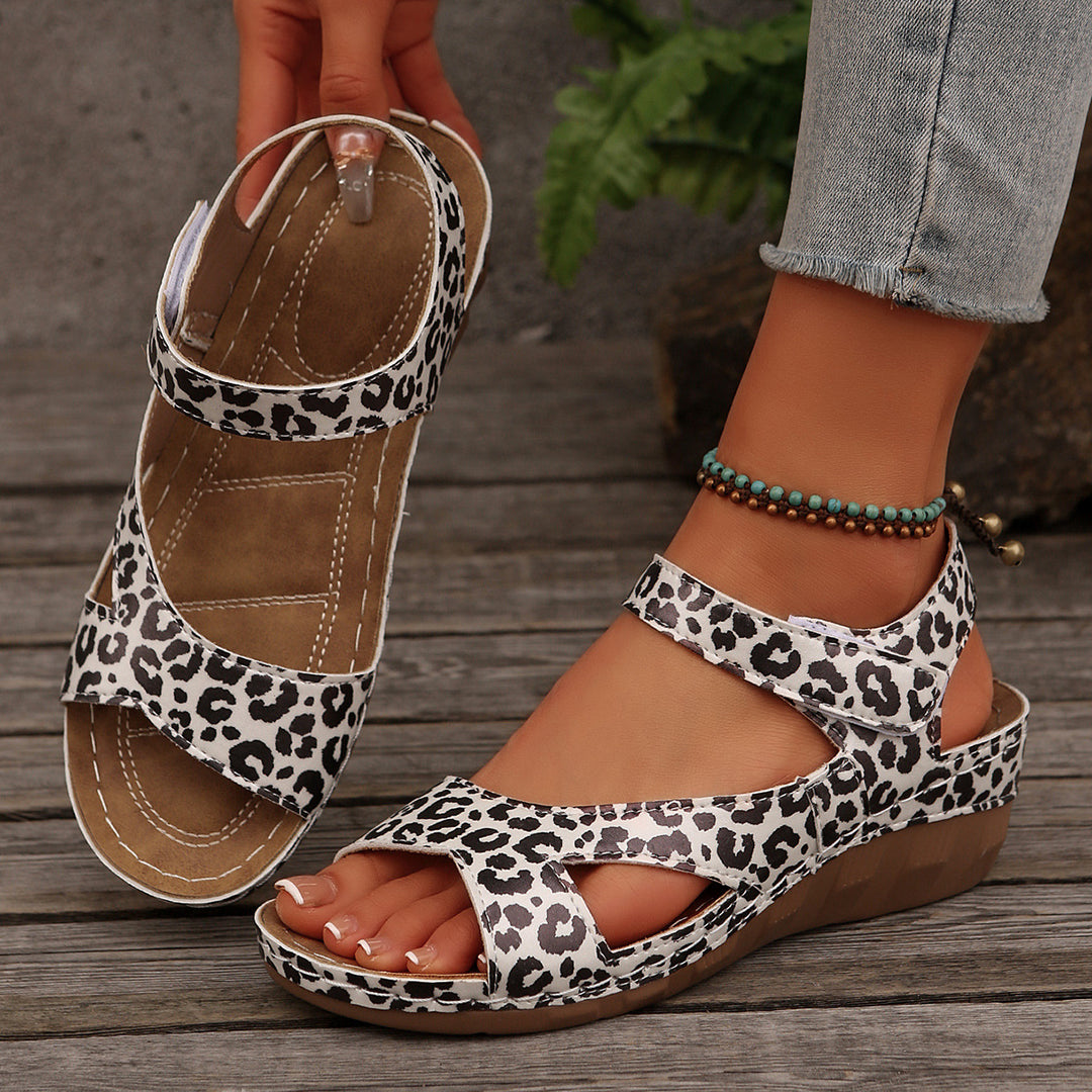 Damen Komfortable Riemensandalen mit verstellbaren Klettverschlüssen und anatomischem Fußbett EB