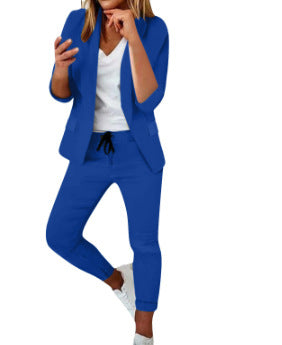 Damen elegantes und modernes Anzug-Set mit tailliertem Blazer und schmalen Hosen EB