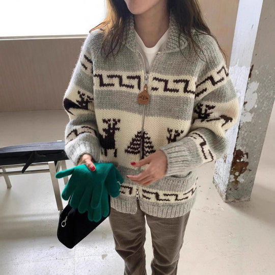 Damen Strickjacke mit auffälligem Rentier-Muster und hochwertiger Verarbeitung EB