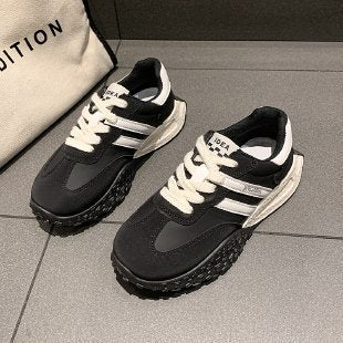 Damen Sportliche und komfortable Sneakers EB