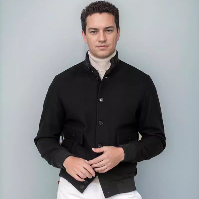 Herren modische Übergangsjacke mit praktischem Stehkragen und funktionalen Reißverschlusstaschen EB