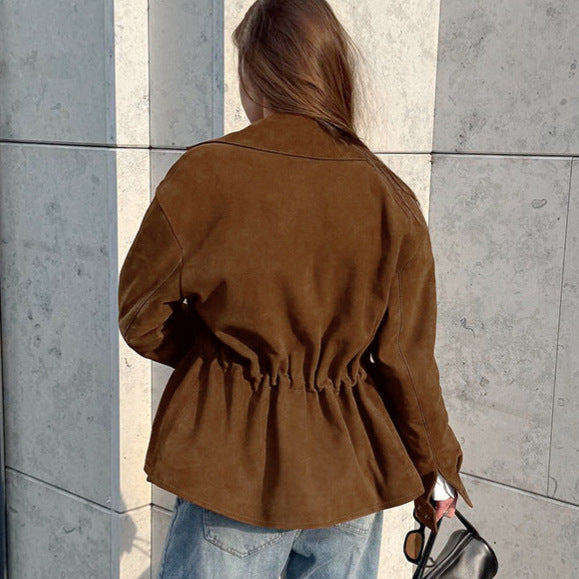 Damen Modische Suede-Jacke mit Taillierung und praktischen Pattentaschen EB